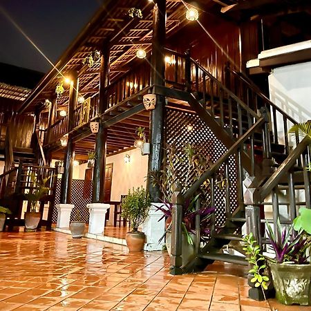 Vieng Savanh II Hotel 琅勃拉邦 外观 照片